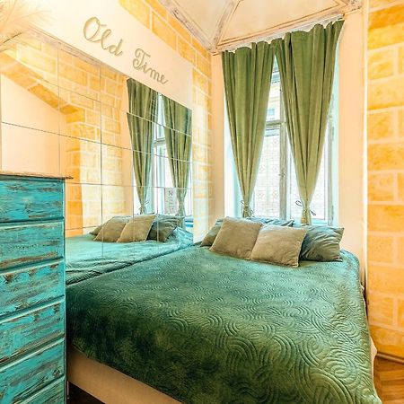 Fairytale Castle Apartment Прага Экстерьер фото
