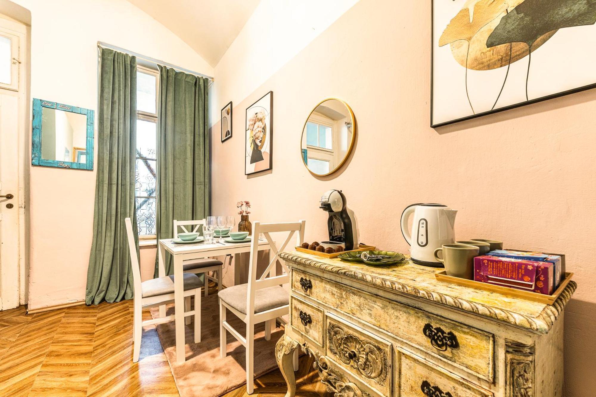 Fairytale Castle Apartment Прага Экстерьер фото
